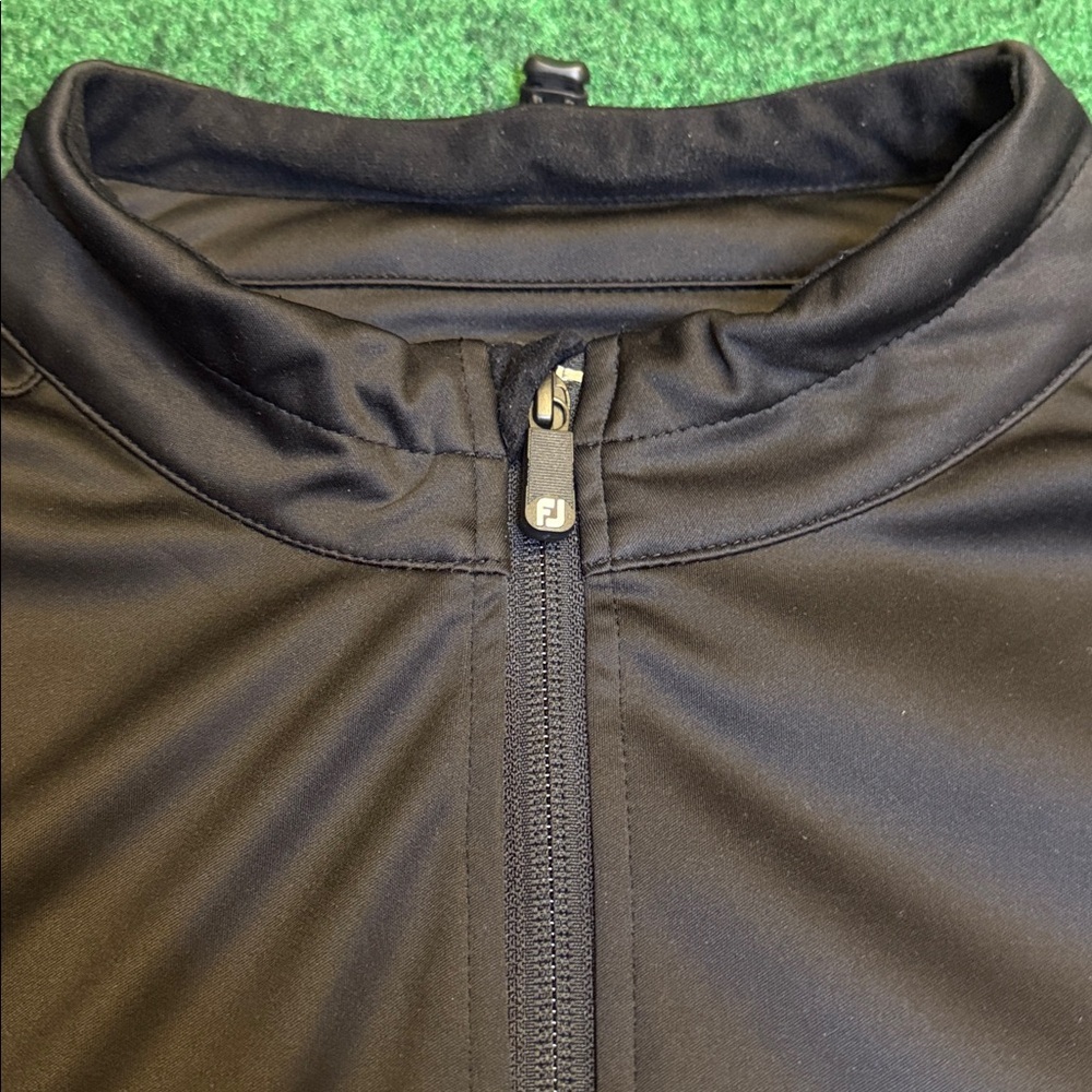 FootJoy: Full-Zip Performance Golf Jacket (Black / Size Large) - Picture 3 of 6